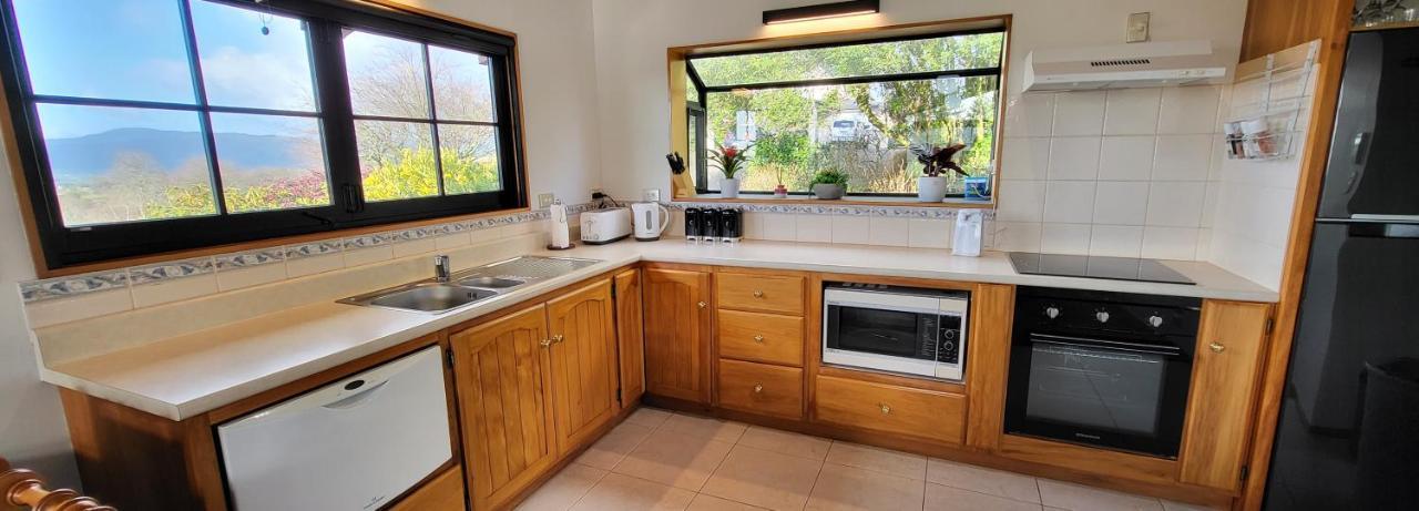 Hamurana Home With A View Rotorua Extérieur photo
